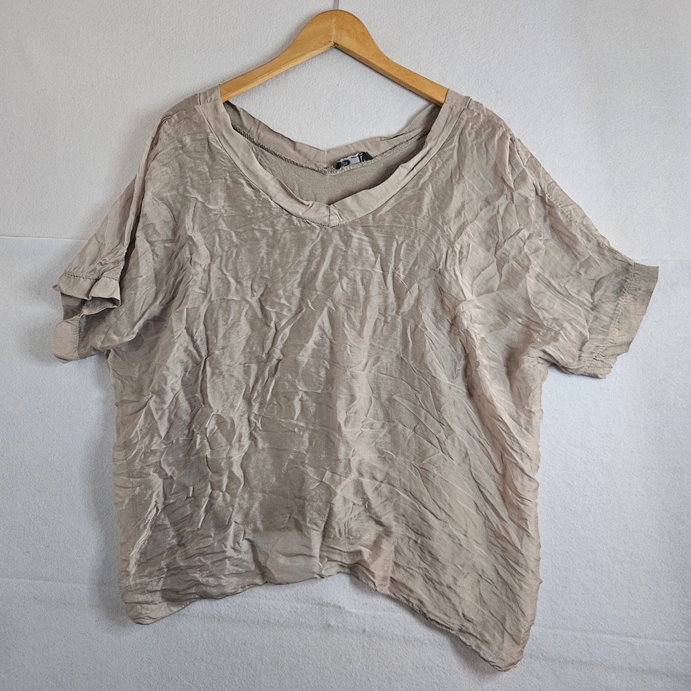 Made in Italy Silk Blend Crinkle V-Neck Blouse Taupe Short Sleeve Top Medium